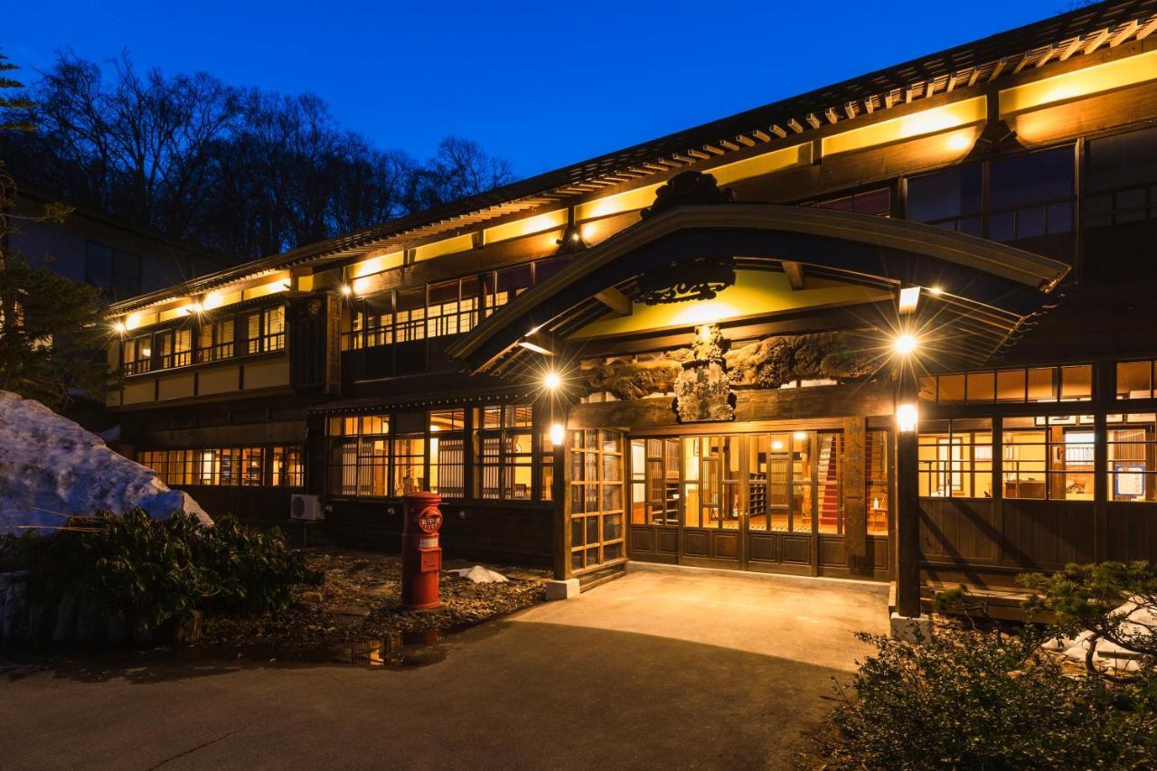 Отель Tsuta Onsen Ryokan Товада Экстерьер фото